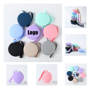 Trousse de Maquillage Yifan en Silicone à Motif Lettres, Organisateur de Pinceaux, Fermeture Éclair, Mini Pochette Étanche Portable - Product Image 1