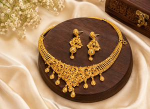 Ensemble de collier et boucles d'oreilles plaqués or traditionnels pour femmes, bijoux ethniques de mariage, origine Maharashtra, vêtements de mariée indiens, cadeaux pour occasions festives - Product Image 3
