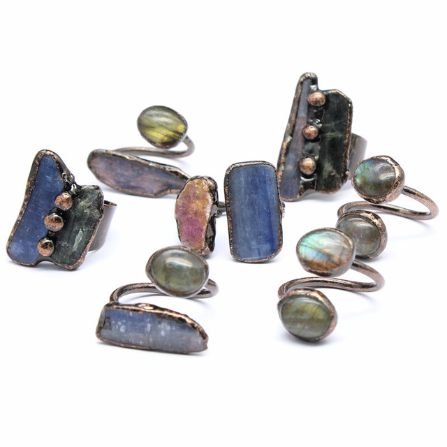 Retro Personality Natural Stone Ring Distressed Crystal Stone Open Ring Ruby Fine Jewelry Finger Rings for Unisex