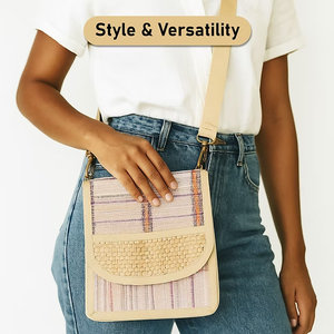 Sac fourre-tout de luxe pour femmes conçu avec un intérieur spacieux et des bretelles confortables pour un transport élégant et pratique - Product Image 1