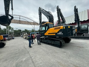 New Heavy Crawler Excavator HX210HD with 125KW Power and 21t Load for Sale - Product Image 5
