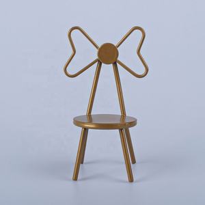 Nouvelle conception Maison de poupée 1:12 DIY Mini modèle de <span class=keywords><strong>cabane</strong></span> Accessoires de scène OB11 Chaise papillon - Product Image 2