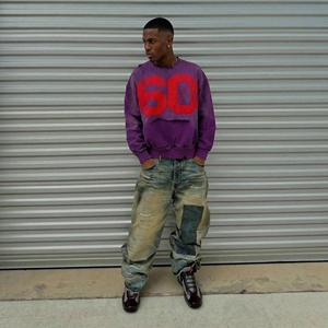 Fabricant de sweats à capuche personnalisés vintage délavés à l'acide, 100% coton, coupe oversize et carrée, style streetwear, avec poche et détails coupés - Product Image 3