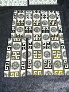 Piastrelle Decorative in Porcellana Dorata Effetto Tappeto - Product Image 2