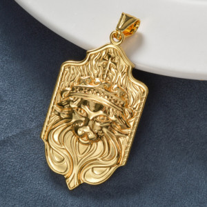 <b>Crown</b> Lion <b>King</b> Shield Charm Luxury Custom Engravable 316L Stainless Steel 18K Gold Plated Thick Twist Rope Mens Pendant - Product Image 4