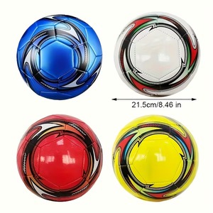 Ballon de football personnalisé en PU taille 5 avec logo sur mesure pour l'entraînement, les matchs et les jeux sportifs - Product Image 3