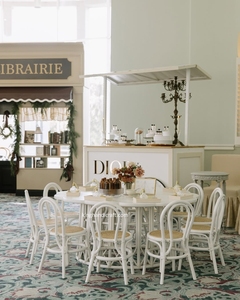 Chaise pour enfant en rotin naturel faite à la main, moderne, légère et sécurisée, idéale pour les fêtes d'anniversaire, les accessoires de photographie et l'extérieur. - Product Image 3