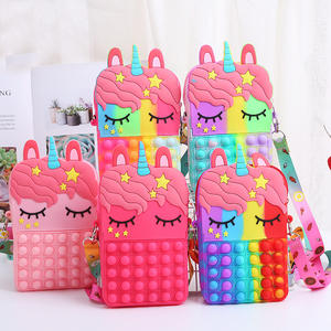 Silicone <span class=keywords><strong>Licorne</strong></span> Pop Bubble Fidget Sac À Main Bulles Fidget Jouets Sacs Popi Porte-Monnaie Sac À Main Unisexe Image Arc-En-Ciel Grande Taille 50 Pcs - Product Image 1