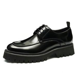 Chaussures Oxford à lacets pour hommes d'affaires, style élégant, confortables, de haute qualité, formelles, vente chaude 2023, cuir véritable de luxe - Product Image 1