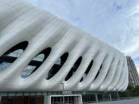 Panneaux de murs-rideaux doublement courbés en aluminium et acier inoxydable, revêtement de façade de bâtiment moderne, imperméable et ignifuge