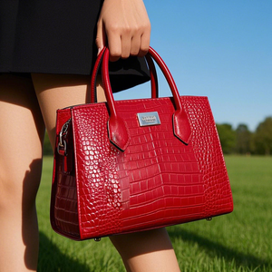 <span class=keywords><strong>Borsa</strong></span> da donna all'ingrosso di alta qualità in pelle sintetica <span class=keywords><strong>borsa</strong></span> da donna alla moda <span class=keywords><strong>borsa</strong></span> da donna <span class=keywords><strong>e</strong></span> <span class=keywords><strong>portafoglio</strong></span> <span class=keywords><strong>Set</strong></span> per uso quotidiano - Product Image 1