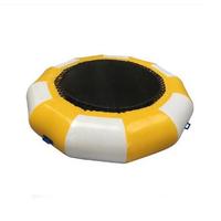 Trampolín de agua usado para niños, trampolín inflable para el lago