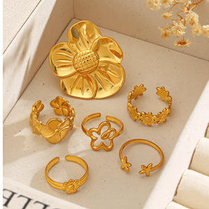Ingrosso nuovo 2025 più recente anello in oro <span class=keywords><strong>18K</strong></span> placcato oro in acciaio inox fiore margherita anello aperto da dito donna anello di moda - Product Image 4