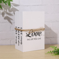 Ensemble de trois livres rectangulaires de style rustique avec corde en chanvre blanche, livres décoratifs pour la décoration de la maison, de la table basse et de la salle de séjour