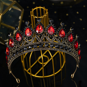 Zhaoyi vend des <span class=keywords><strong>couronnes</strong></span> en alliage, style aristocratique baroque, grandes vacances luxueuses, robes <span class=keywords><strong>de</strong></span> mariée, robes <span class=keywords><strong>de</strong></span> soirée et B - Product Image 3