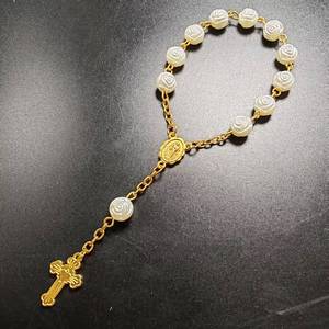 Pulsera de Rosario con Cuentas de <span class=keywords><strong>Perlas</strong></span> ABS Doradas o Plateadas con Mini Cruz para Recién Nacidos - Product Image 3