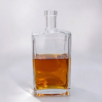 Échantillon Gratuit - Bouteilles en Verre Flint pour Boissons Alcoolisées, Spiritueux, Liqueurs, Gins avec Bouchon - 50ml, 100ml, 200ml, 375ml, 500ml, 750ml, 1000ml