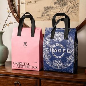 Vibrant <b>Macaron</b> Colors Laminated Non Woven Ice Cream Takeout Bags Custom Logo Eco Friendly Reinforced Handle Thermal Cooler <b>Box</b> - Product Image 2