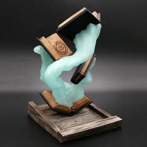 Vente en gros personnalisée Tour à dés en forme de grand livre magique en résine pour décor fantastique Arts médiévaux de la Renaissance - Product Image 3