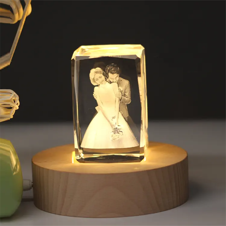 Lembranças do casamento do cristal da gravura do laser 3d do oem/mm presente
