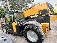 Chariot élévateur télescopique homologué XC6-3514V 14T 35m pour la pose de panneaux préfabriqués et les levages lourds en usine industrielle