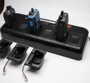 XH-D6S 3-Station Batterij Onderhoudssysteem Intelligente Snelle Walkie Talkie Acculader
