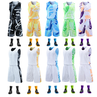 Maillot et short de basketball réversibles personnalisés par sublimation OEM pour hommes – Tenue de basketball à séchage rapide pour l'entraînement et l'équipe