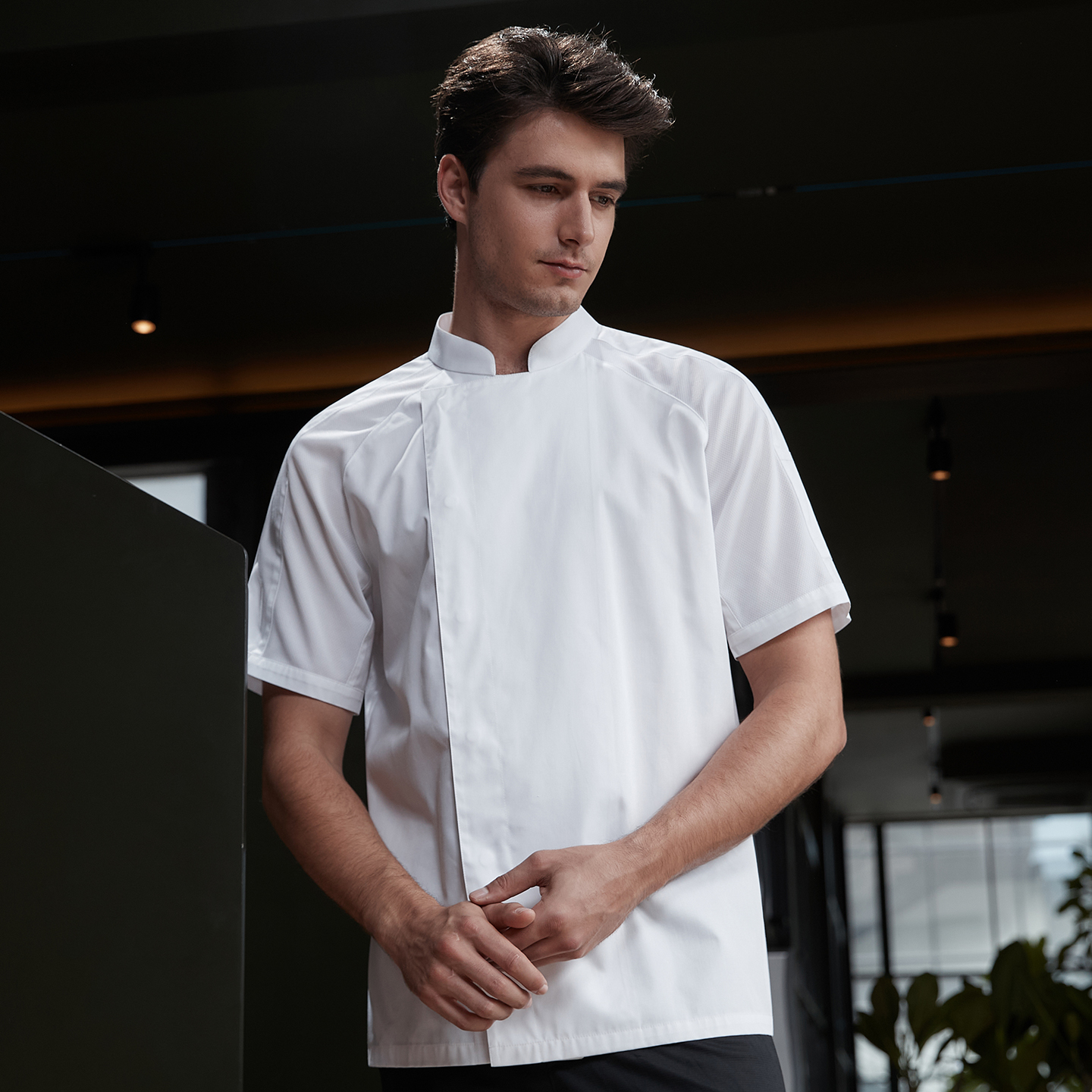Chemise blanche à manches courtes