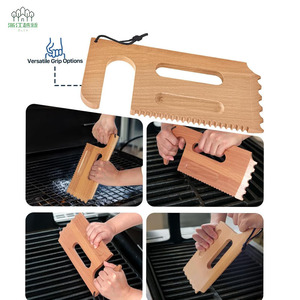 Raspador de Barbacoa de Madera Yuexin, Herramienta de Limpieza de Parrilla Multiusos, Portátil y Minimalista, de Madera de Haya - Product Image 1