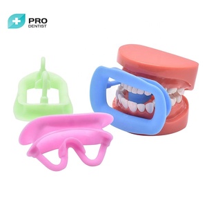 Dispositivo di apertura bocca riavvolgitore per bocca in Silicone per linguetta di grandi dimensioni per bocca aperta pulizia dentale - Product Image 1