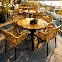 Tables d'extérieur, mobilier de patio, fauteuils, chaises de jardin et de restaurant, table basse de bistrot, chaise nordique de café, ensemble de table à manger de luxe