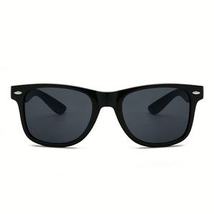 <b>Vintage</b> Studded Retro <b>Sunglasses</b>, Classic UV400 Fashion Shades for Men and Women, European and American Style - Product Image 4