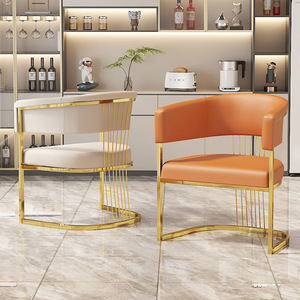 Chaise de salle à manger rembourrée avec cadre doré, design moderne, pour salle à manger, usage adulte - Product Image 2
