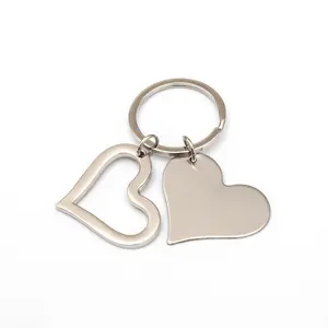 Vente en gros de nouveaux accessoires porte-clés porte-clés coeur ébauches de sublimation porte-clés en métal en vrac