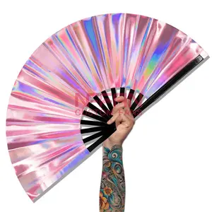 Abanico Plegable de Bambú de 13 Pulgadas, Tallado y Pintado, Estilo Clásico para Regalos Empresariales y Souvenirs - Product Image 1