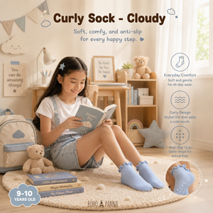 Chaussettes bouclées respirantes à motif nuageux, conçues pour les enfants en croissance, avec tissu doux, ajustement flexible et confort quotidien, pour les 9 à 10 ans. - Product Image 1