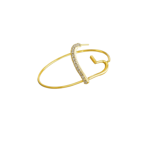 E3447 Orecchini a Cerchio Placcati Oro con Cuore e Cristalli, Design Minimalista Unisex per Uso Quotidiano - Product Image 1