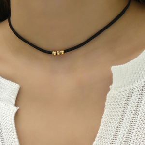 Collana Girocollo Nera con Perline per Donne, Catena Minimalista per Clavicola, Gioielli alla Moda - Product Image 1