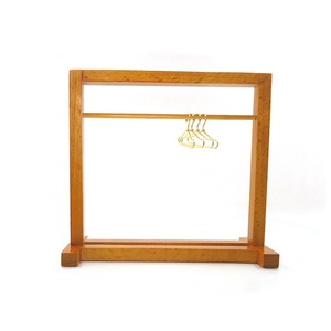 Meubles en bois miniatures, bois naturel, mini porte-vêtements en bois, cintres pour poupées - Product Image 6
