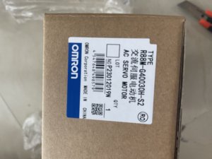 Motor Servo AC 100% Nuevo y Original R88M-G40030H-S2 - Product Image 1