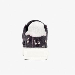 Nouvelles Chaussures en Toile Tendance Printemps-Été-Automne 2026 – Imperméables, Respirantes, Décontractées, à Lacets, Semelle en Caoutchouc – Pour Femmes et Hommes (Vente en Gros) - Product Image 3