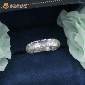 Bague de fiançailles classique en moissanite Goldleaf GRA Report Fine D Color VVS1, bijoux fins pour anniversaire de mariage - Product Image 3