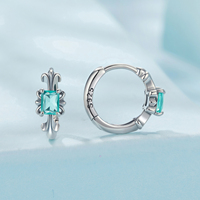 Boucles d'oreilles créoles fleur Iris en argent sterling massif 925 Huggie pour femmes adolescents boucles d'oreilles créoles fleur boucles d'oreilles Cartilage SCE1873
