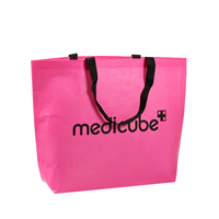 Sac personnalisé coloré grande capacité en bâche RPET laminée imperméable, en matériau recyclé, avec poignée durable et coutures renforcées