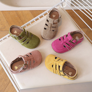Sandalias Bocken para Niñas con Parte Superior de Cuero Mate Elegante, Unisex, Romanas, Antideslizantes, de Suela Blanda, para Playa y Uso Casual - Product Image 1