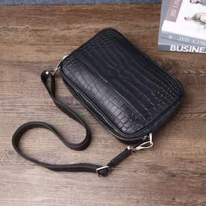 Sac bandoulière en cuir véritable imprimé crocodile, petit MOQ, imperméable, pour voyage, sport, extérieur, pour hommes - Product Image 4