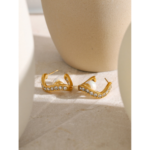 J & D anting-anting mutiara cangkang Hoop CC perhiasan kancing minimalis tekstur baja tahan karat PVD lapis emas 18K - Product Image 5