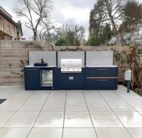 Cuisine d'extérieur en acier inoxydable 304 ignifugée certifiée CE avec MINI réfrigérateur en verre Armoires de cuisine d'extérieur multifonctionnelles