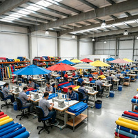 Grand parasol de patio bleu de 10 pieds, à suspension latérale, avec base croisée, pour jardin, piscine et terrasse