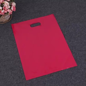 Sacs shopping personnalisés YC avec logo imprimé, sacs en polyéthylène avec poignée découpée pour vêtements - Product Image 6
